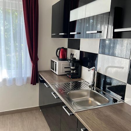 Helga Apartman Makó Exteriör bild