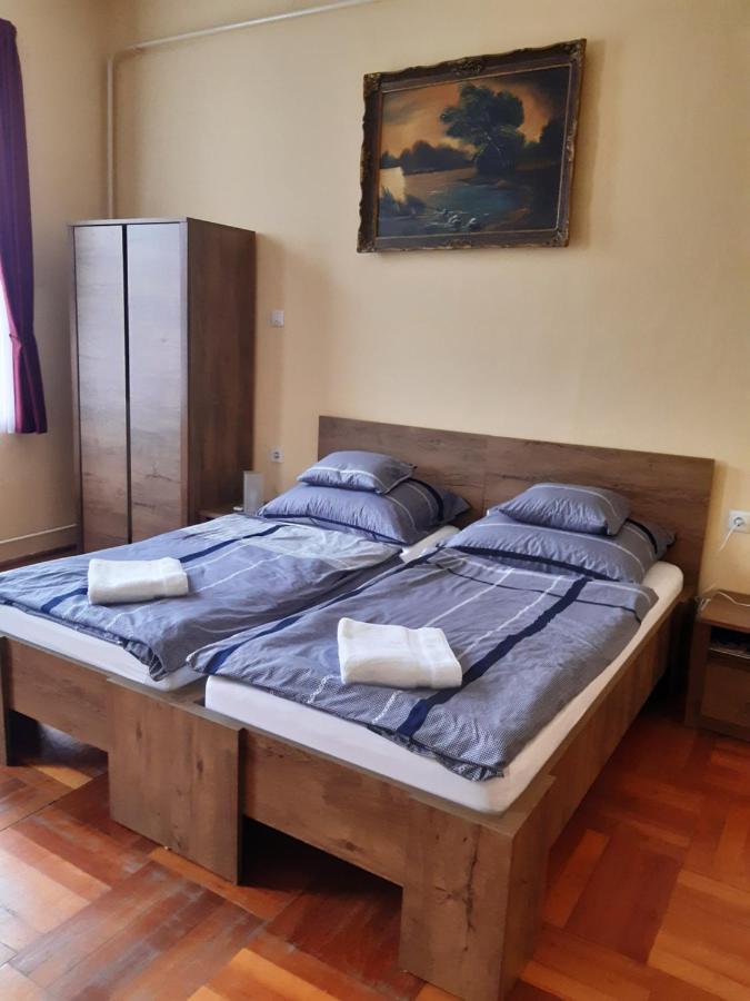Helga Apartman Makó Exteriör bild