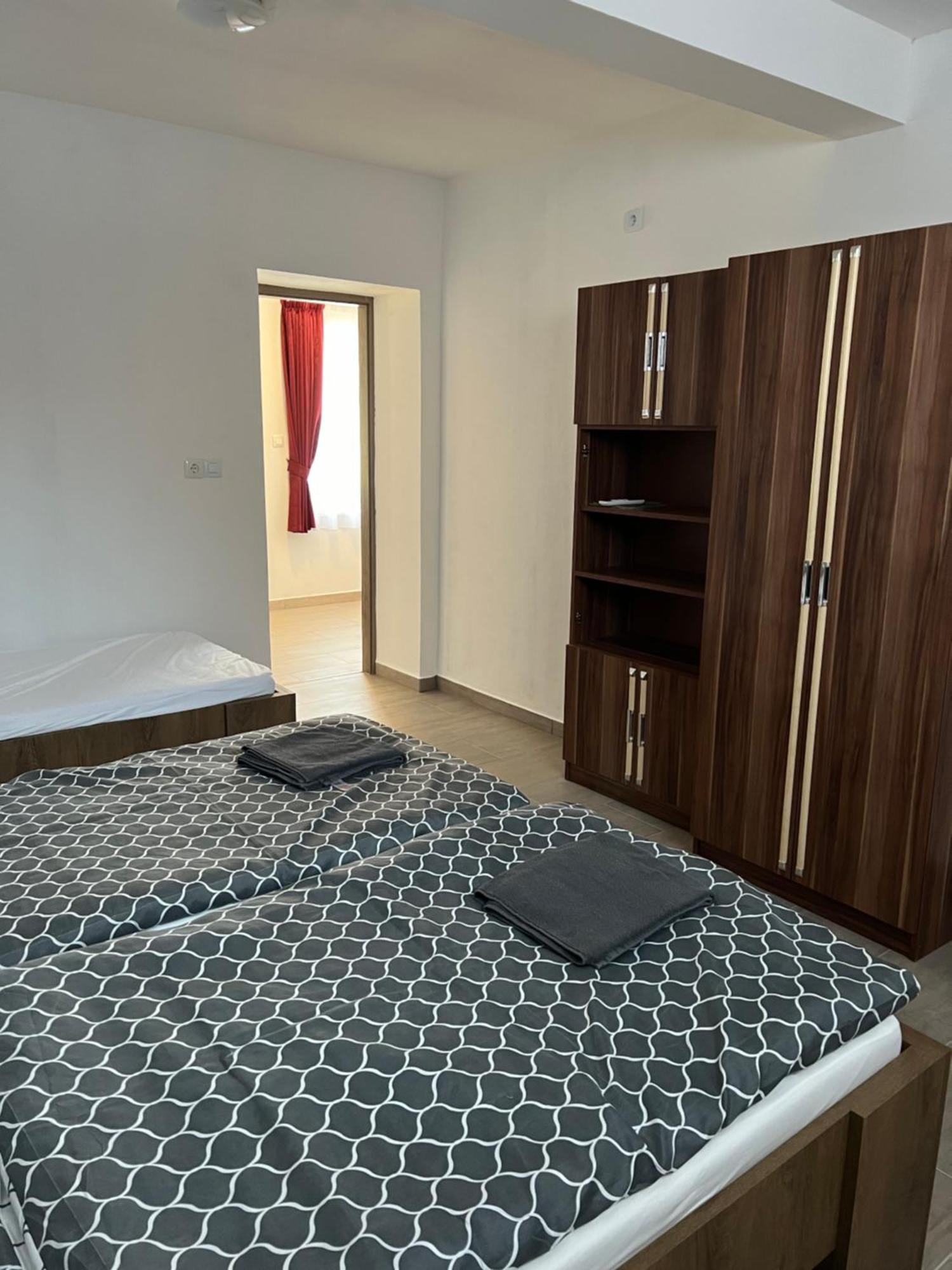Helga Apartman Makó Exteriör bild