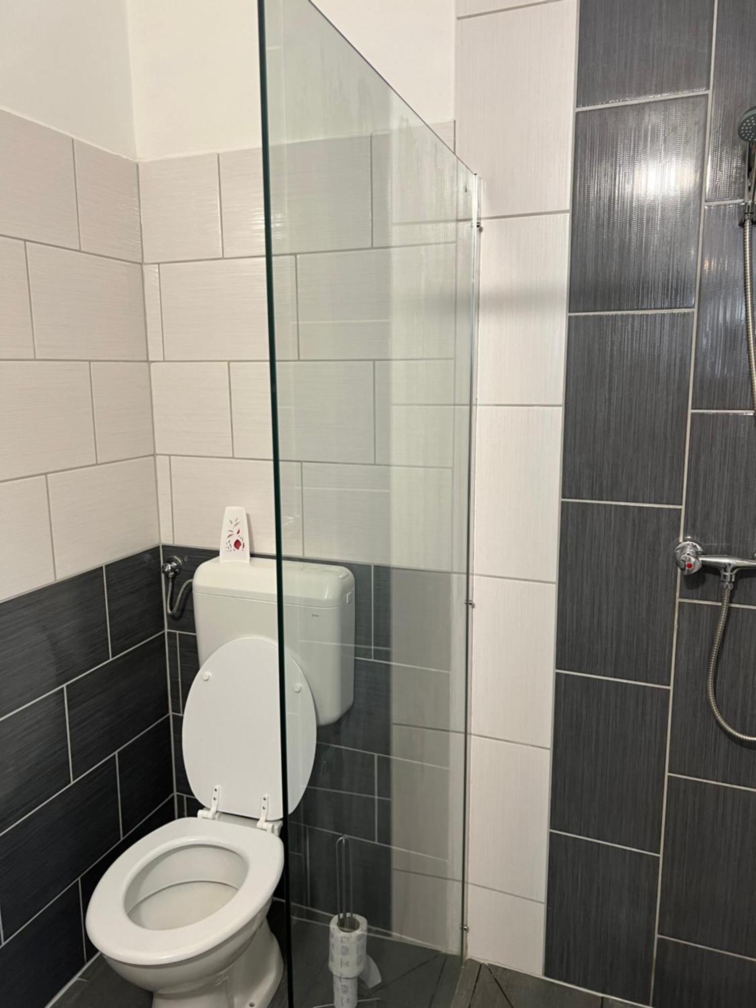 Helga Apartman Makó Exteriör bild