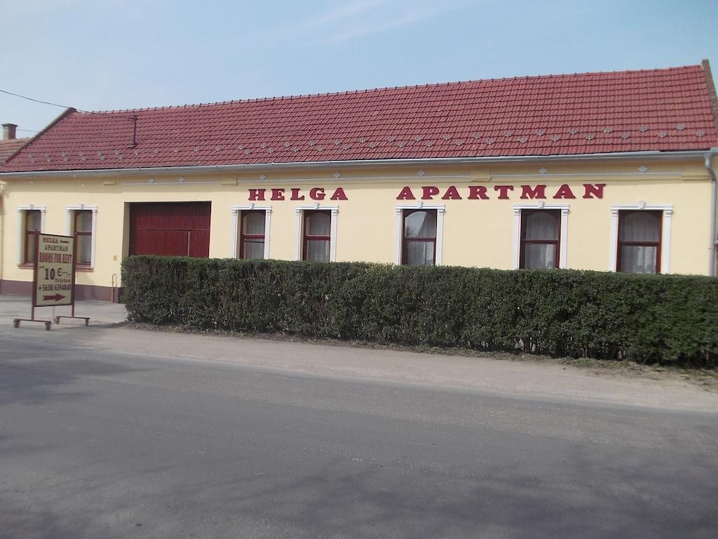 Helga Apartman Makó Exteriör bild